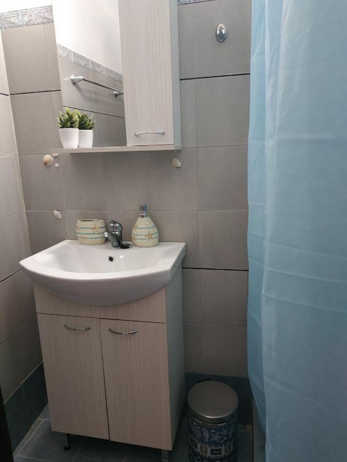 Παραθαλασσια Στουντιο Μιχαλιας Sea View Studio Michalias Agia Marina  Eksteriør bilde